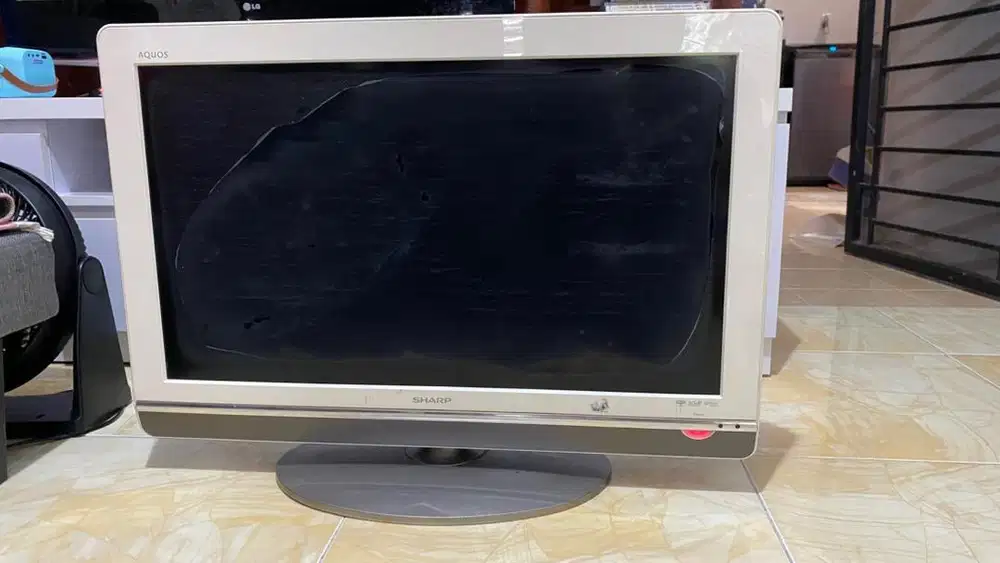 TV bekas masih herfungsi