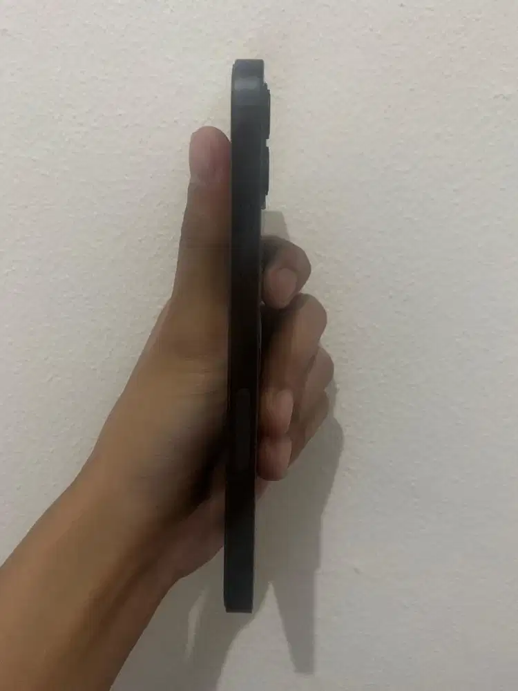 iphone 12 128gb inter. Bukan wifi only, bukan simlock