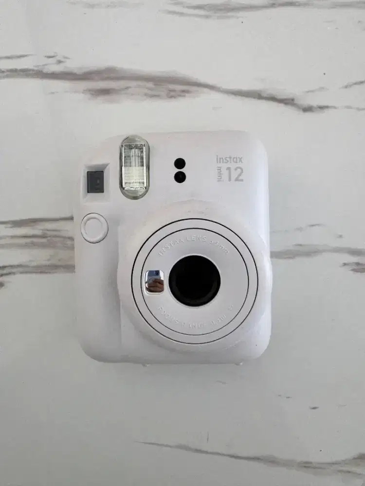 Fujifilm Instax Mini 12 (Mint Condition)