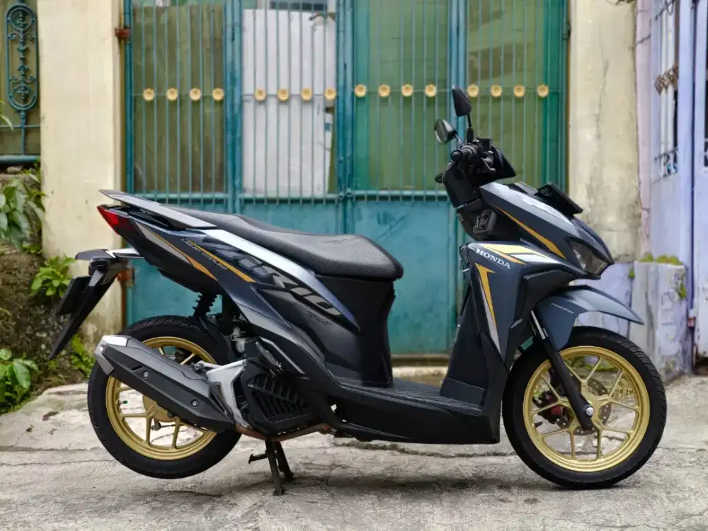 Vario 125 tahun 2022 pajak baru isi/tt boleh gan cash lebih bagus