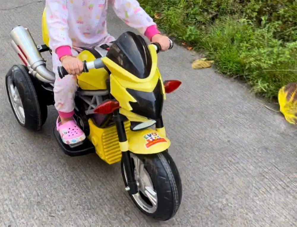 Motor motoran anak aki