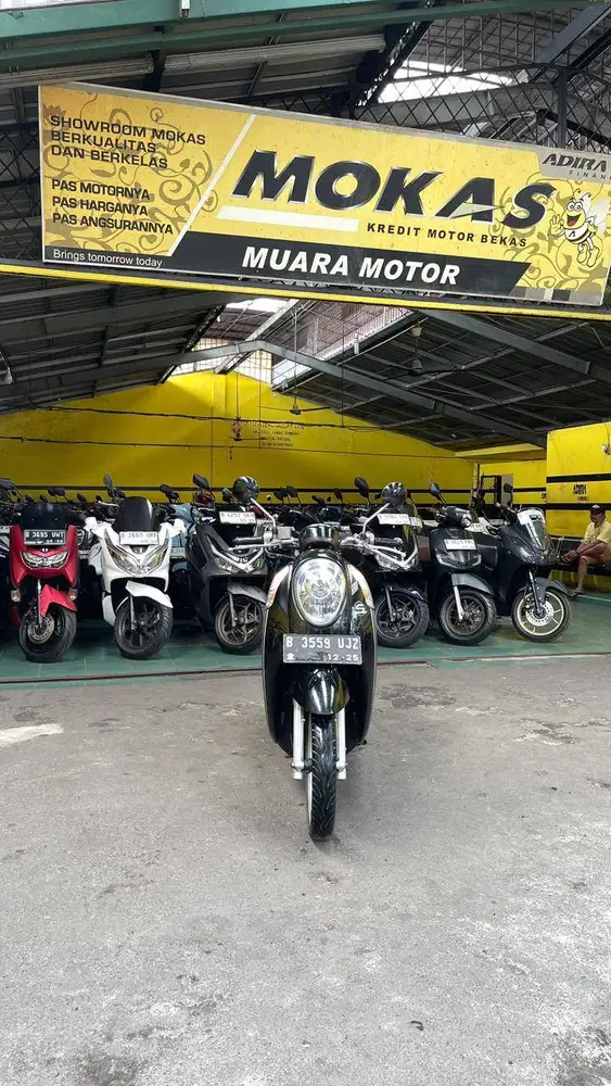 SCOOPY Fi 2015 HALUS !!!