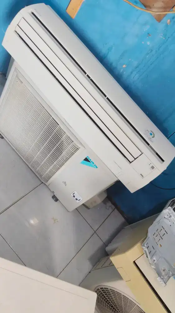 AC Daikin 2 pk thailand