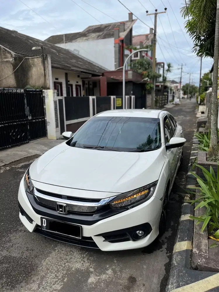 Honda Civic 2017 Bensin