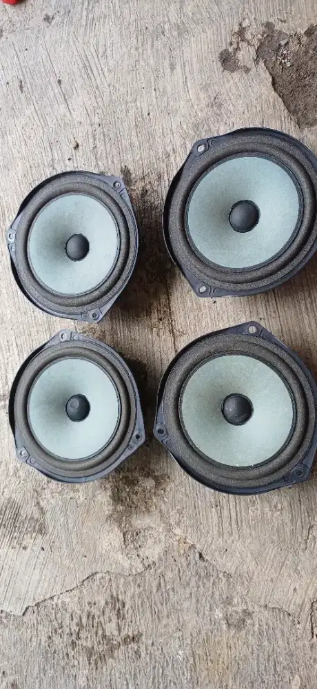 Speaker ex toyota Rush