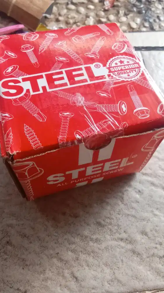 Bahan bagunan atau baut tasso