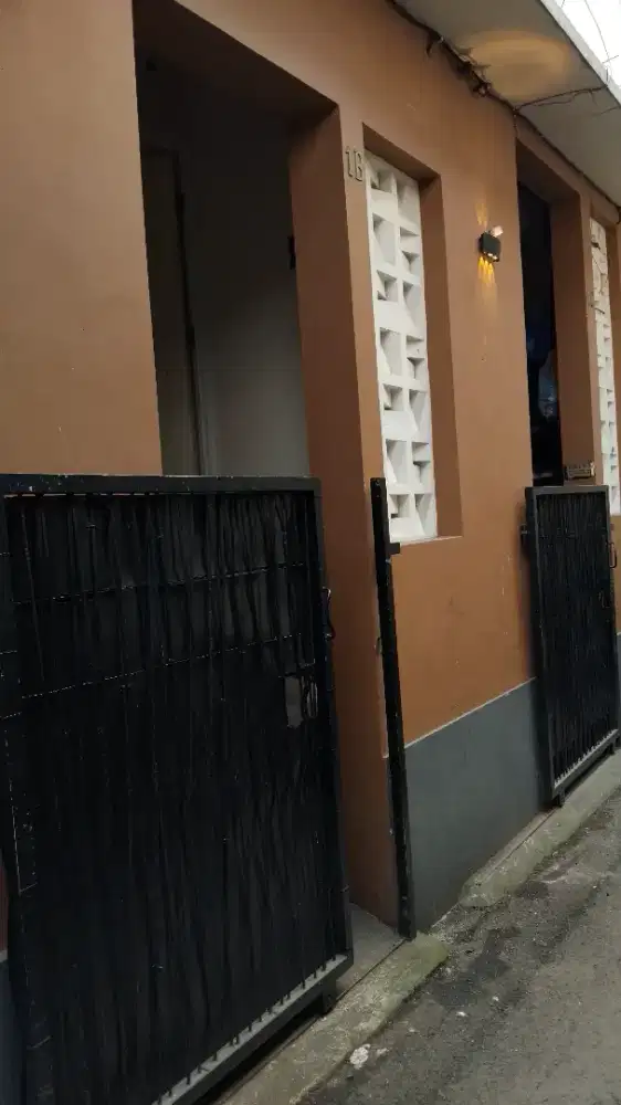 Disewakan rumah di jl karapitan 1 no 1D