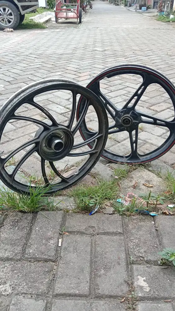 Jual velg bekas Jupiter  Z1