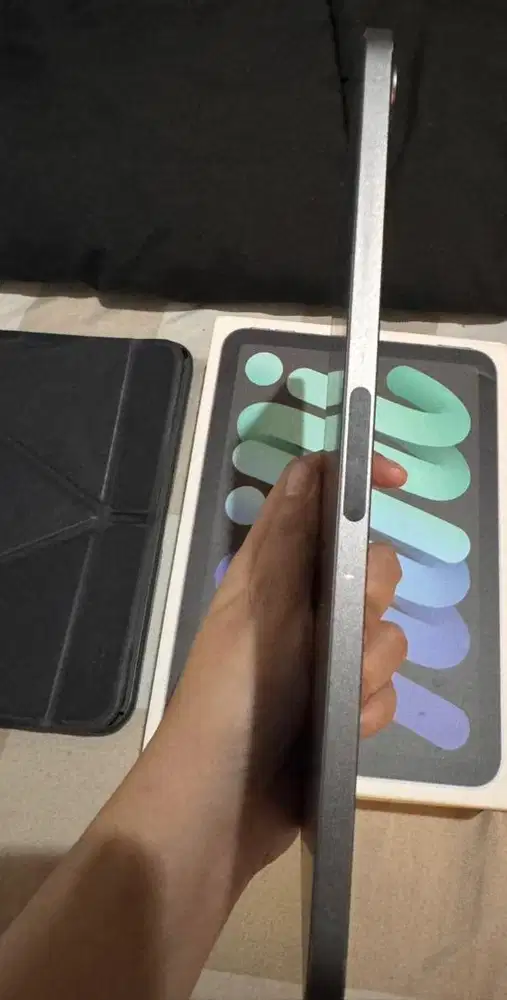 [SALE] iPad Mini 6 64GB WiFi + Case (Fullset)