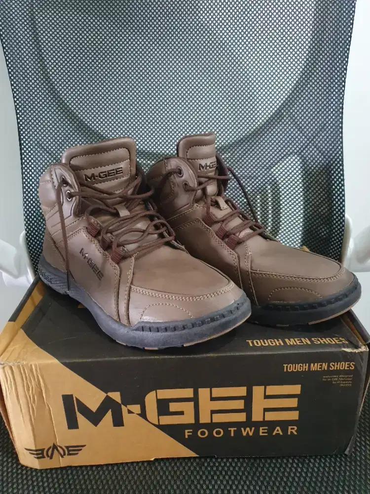 Sepatu boots pria M-GEE Optima 3451C Tough Men Shoes
