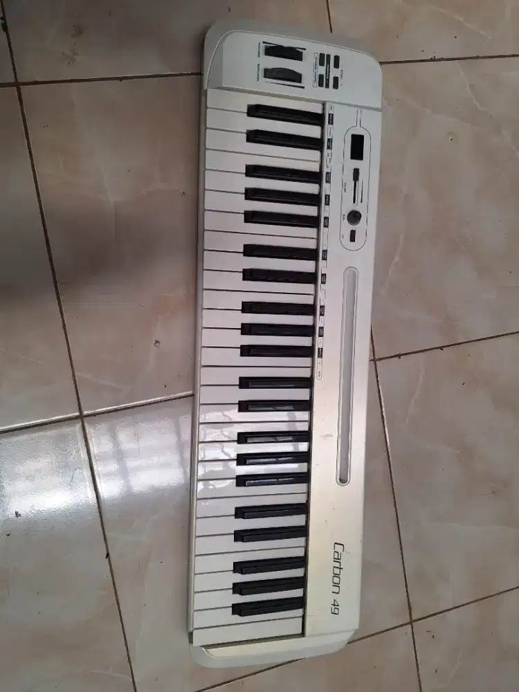 Midi Controller Samson Carbon 49