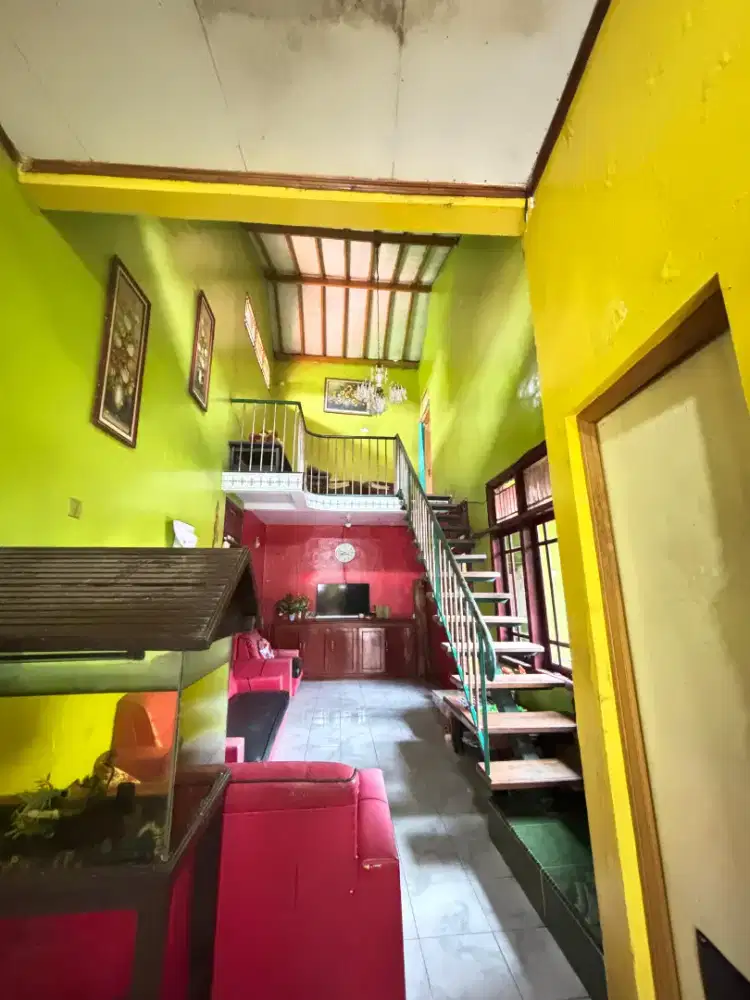 Rumah di pusat Kota Indramayu / Alun - Alun