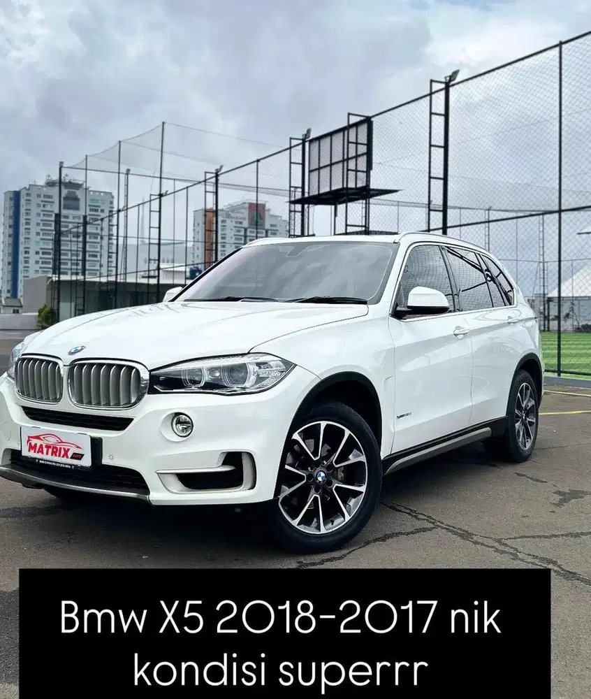 bmw X5 2018 nik 2017  white on black