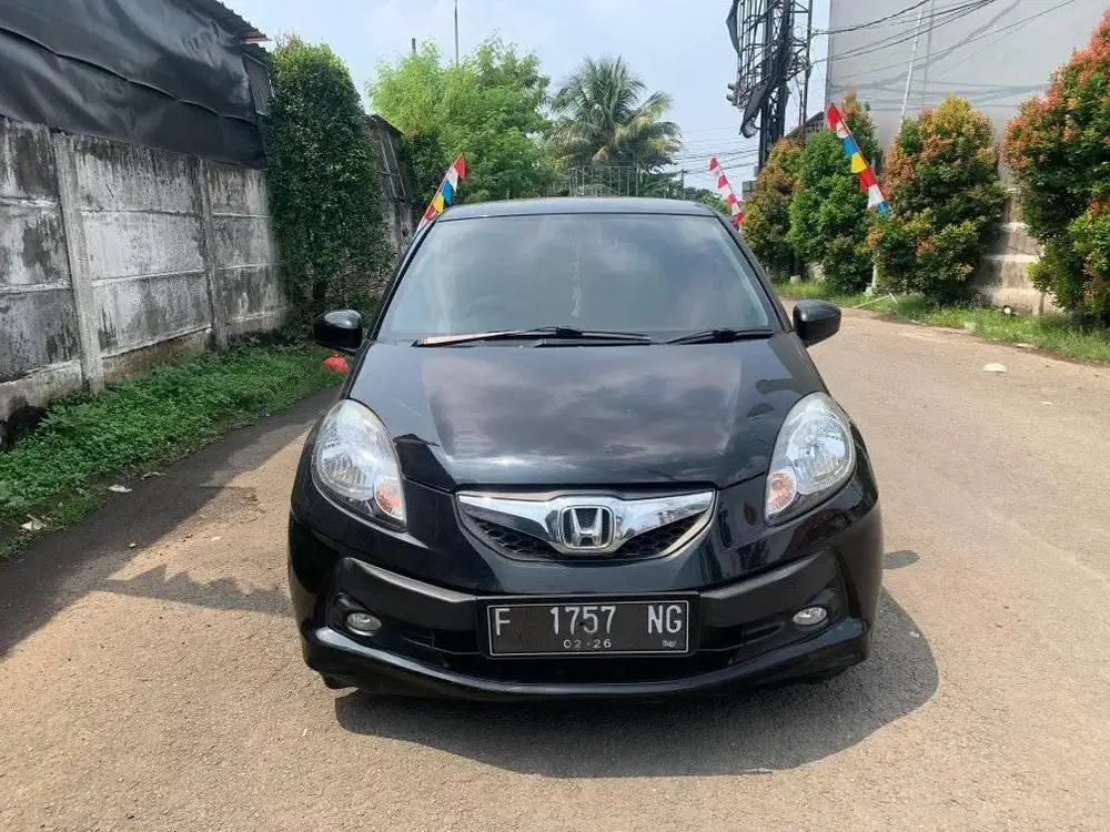 Honda Brio E at 2016