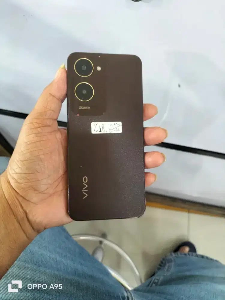 vivo y18 ram 4+4 internal 64 mulus