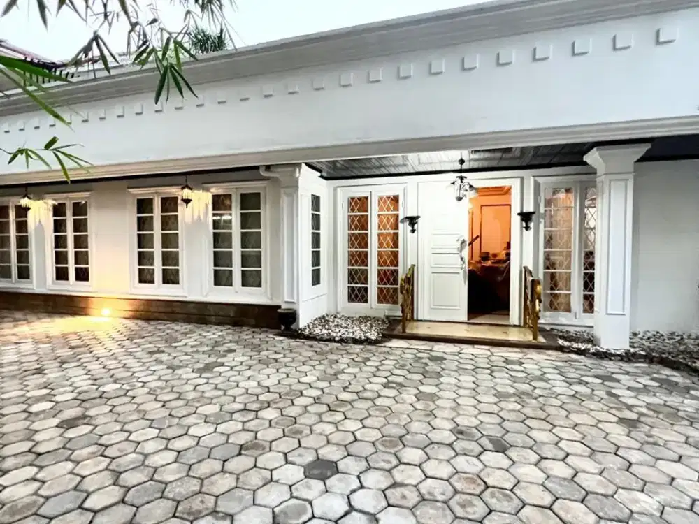 Rumah Cantik Berada Di Lokasi Premium Tebet Jakarta Selatan Dekat Eco Park