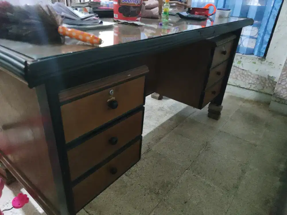 meja kantor..cocok buat expedisi