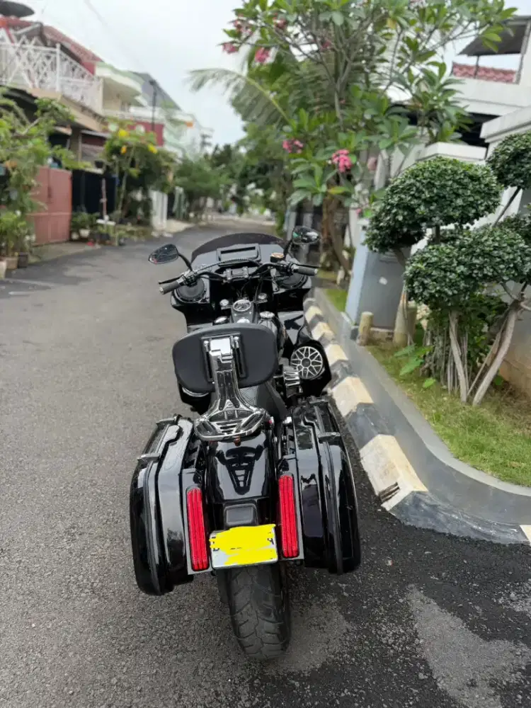 Harley Davidson Dyna Club Style