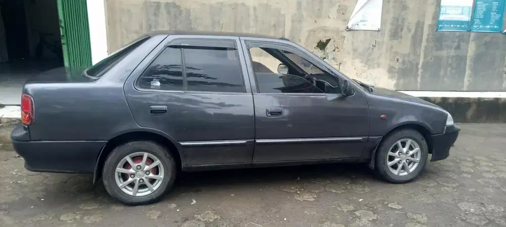 Suzuki Esteem 1994 Bensin