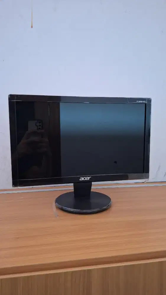 Dijual murah layar monitor Acer 15.6 Inchi
