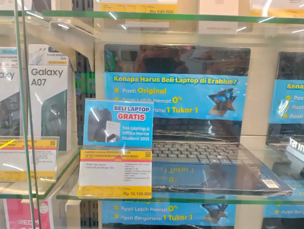 Credit Laptop Lenovo 83K000BYID 14 i5 8GB 512GB cicilan bunga mulai0%