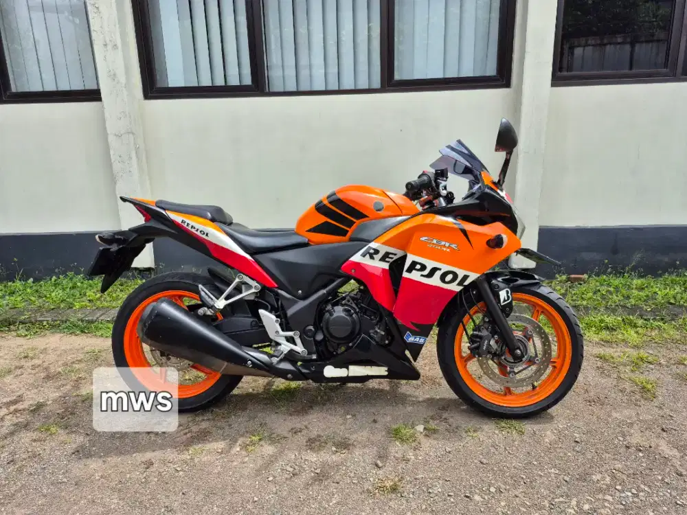 Honda CBR 250 R ABS REPSOL