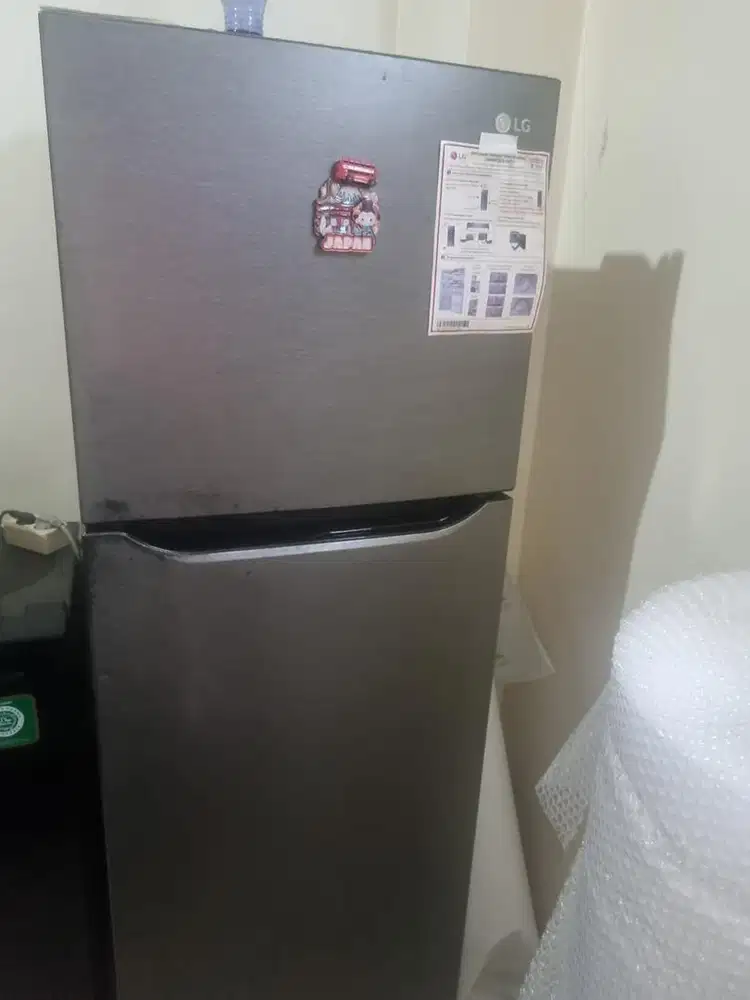 Kulkas LG 2 pintu