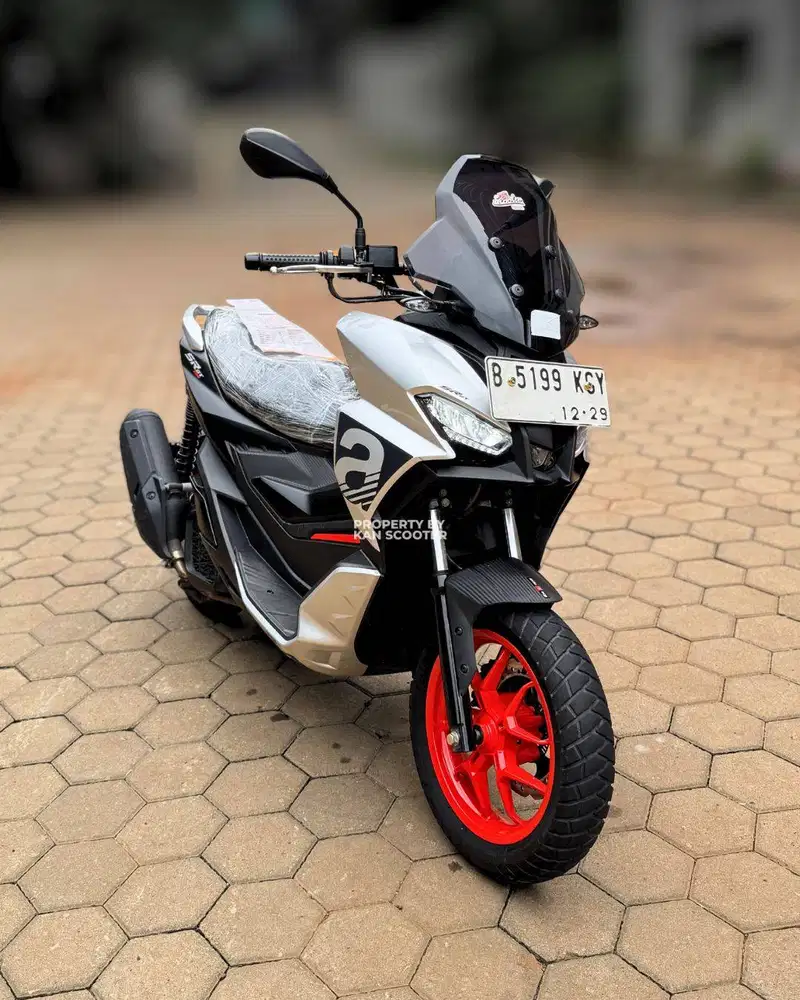 APRILIA SR GT 200 2024 NO MINUS