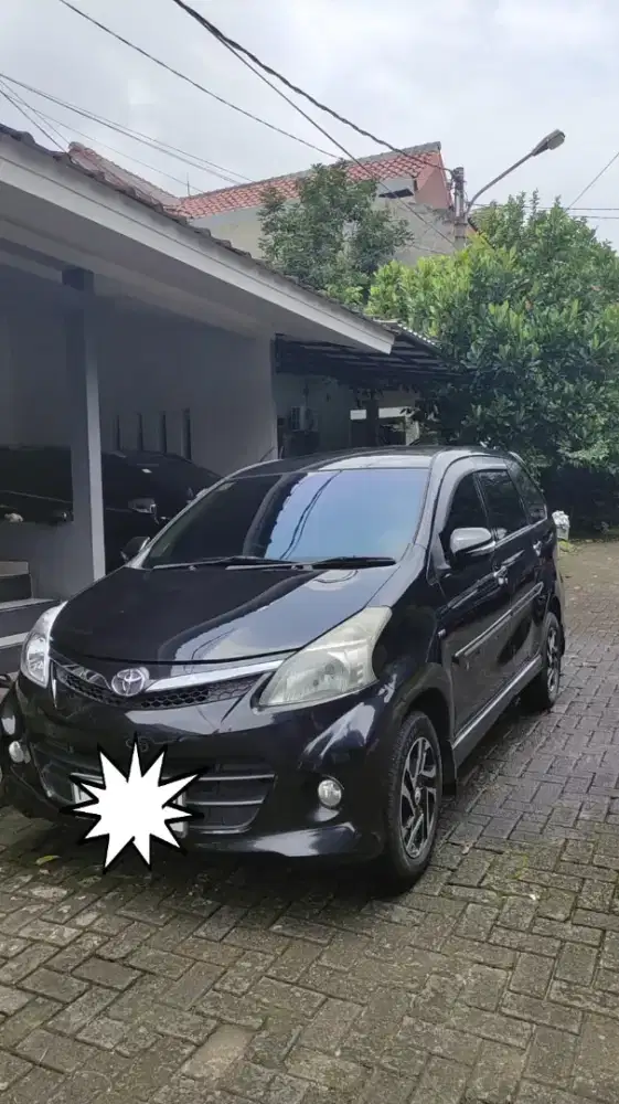 Toyota Avanza Veloz 1.5 tahun 2012 Matic
