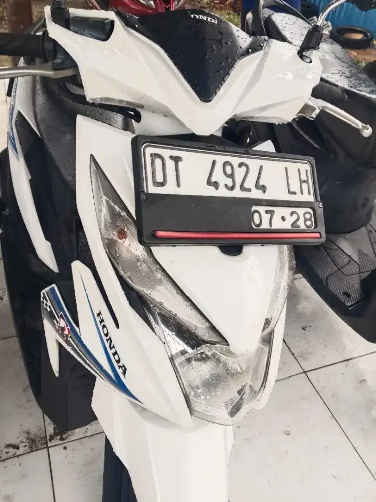 Honda beat dance white 2018