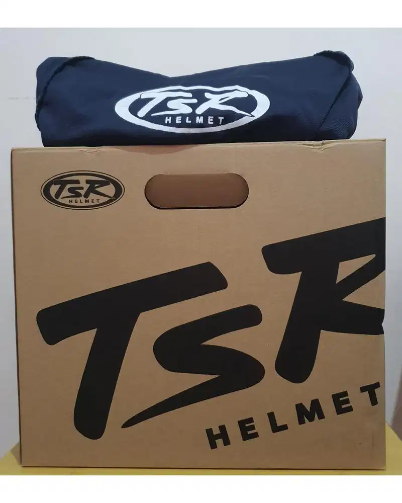 Dus dan sarung helm Tsr Ram 4 Vz Ram harga pas tidak usah ditawar lagi