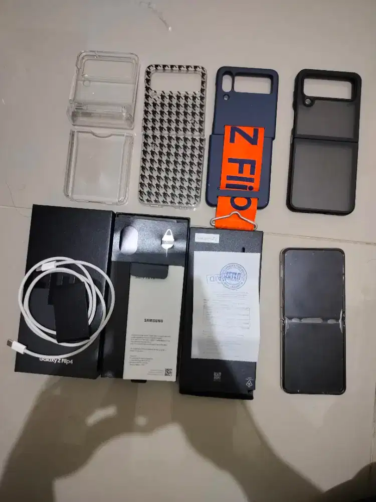 Samsung zflip 4 8/256 5g