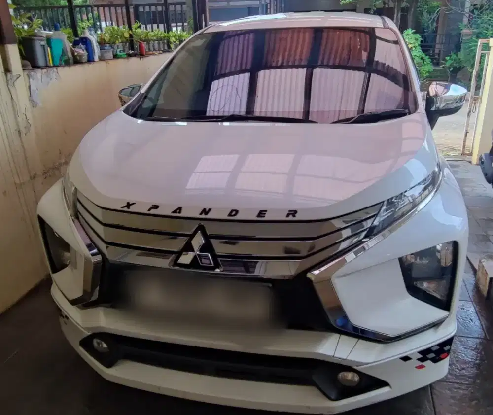 Dijual Mitsubishi Xpander Ultimate Limited 2019 Putih – Terawat