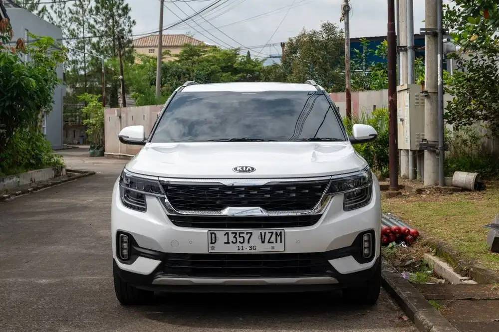 Kia Seltos EX+ Turbo 2020 Seltos EX Plus 2020 Putih