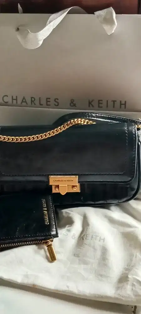 Tas charles and keith (original)