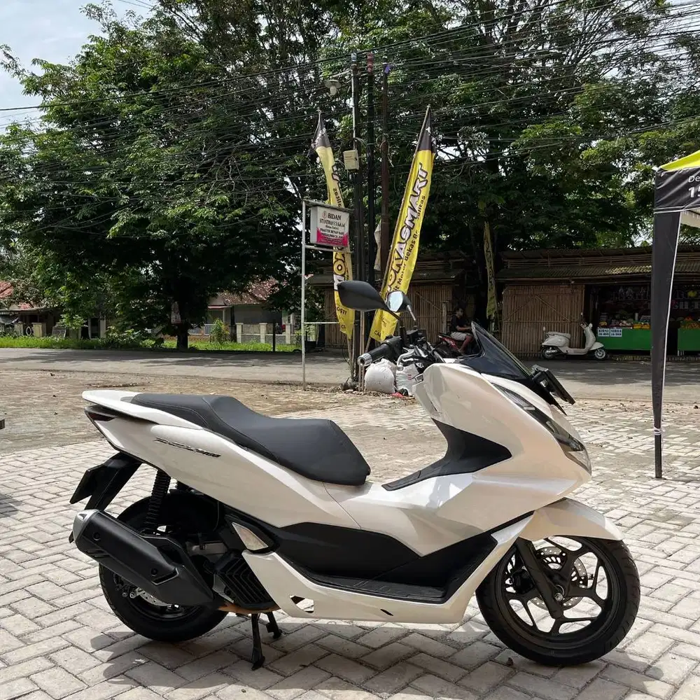 HONDA PCX 160 CBS TAHUN 2023 LIKE NEW