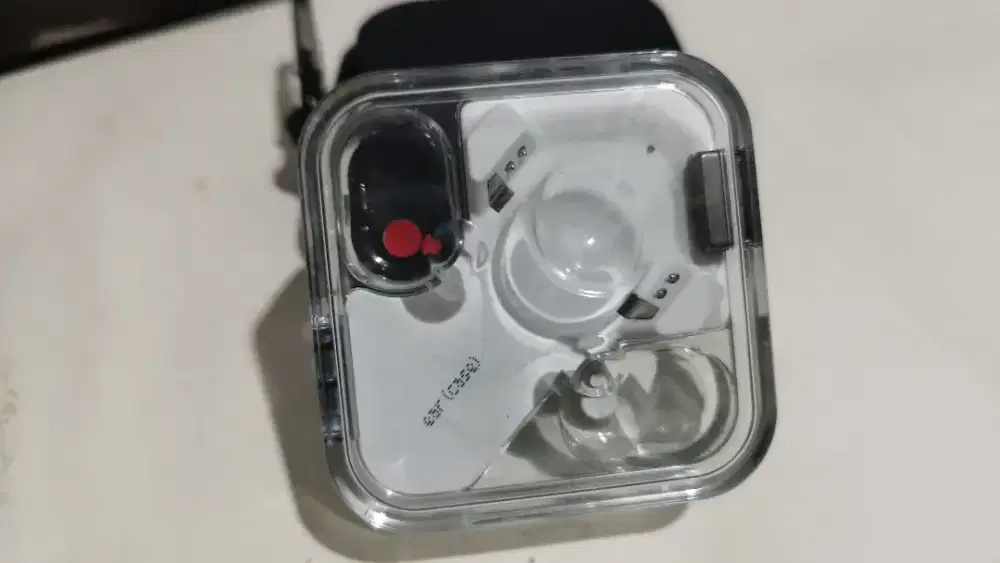 Case Nothing Ear (2) - Used