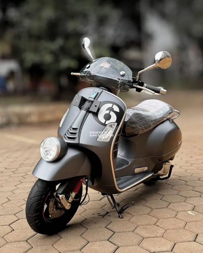 JUAL MURAH VESPA GTV SEI GIORNI II EDITION 300 HPE 2022 MULUS