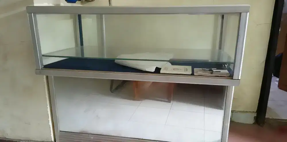 Etalase konter model kaca cermin 100 cm x 50 cm