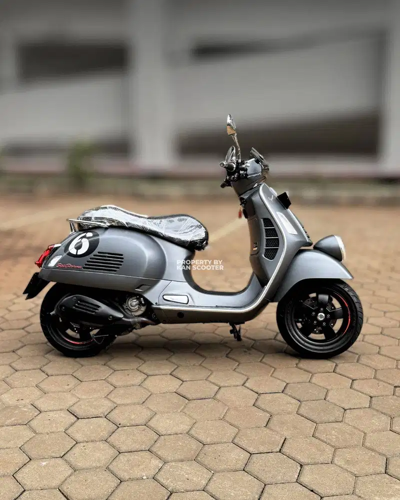 VESPA GTV SEI GIORNI II EDITION 300 HPE 2022 BERGARANSI