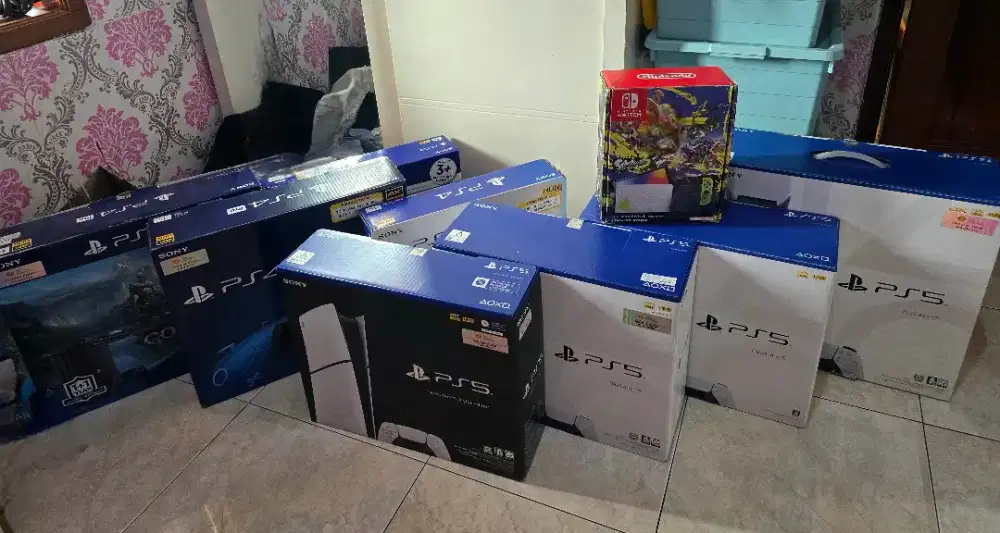 Playstation 4 & 5