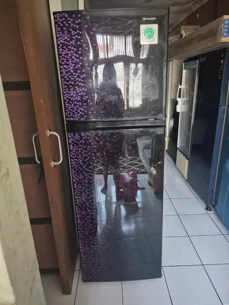 Kulkas 2pintu Sharp SJX 326 MG orisinil segel rak kumplit Siap pakai