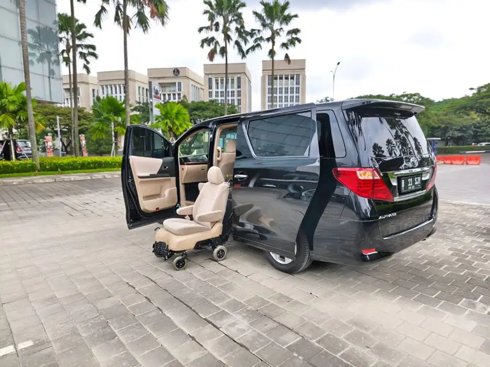 ALPHARD PREMIUM SOUND WELCAB KURSI RODA OEM TANGAN 1 DARI BARU
