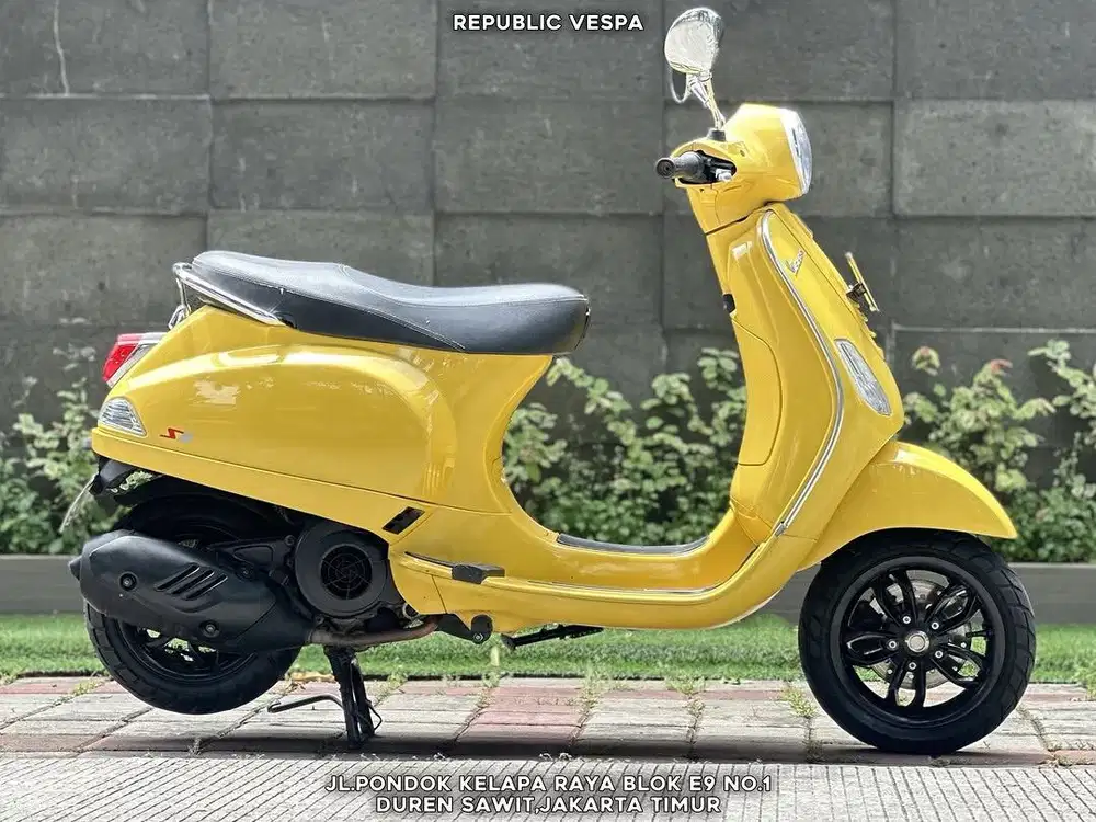 TERMURAH PIAGGIO VESPA lx125 IGET TH 2022 WARNA kuning