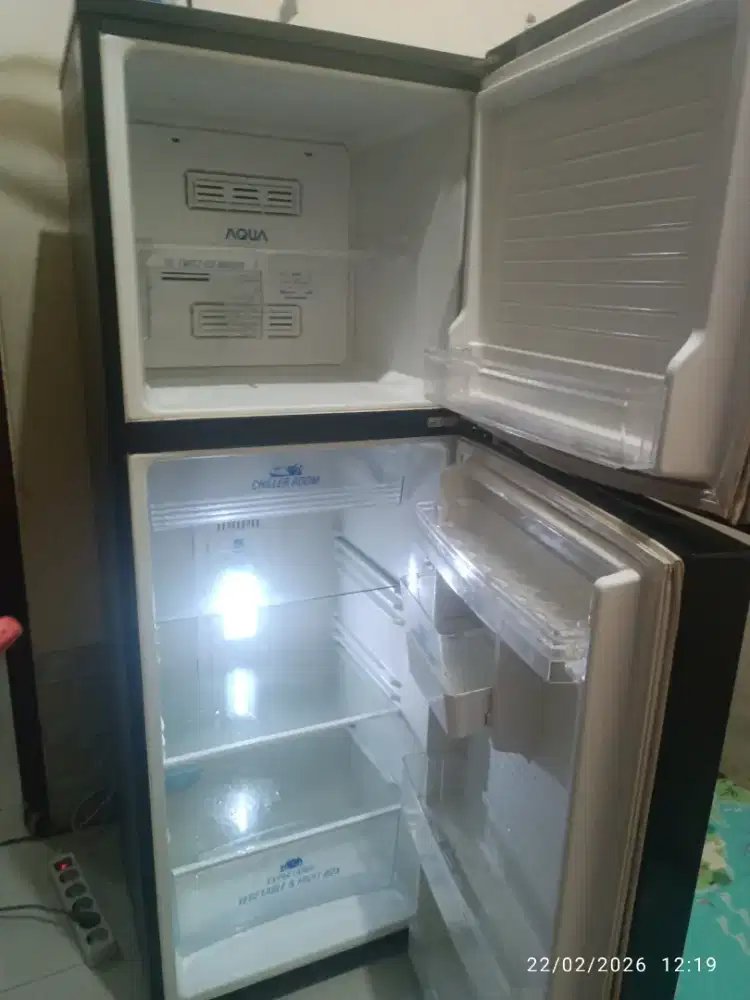 Jual Kulkas AQUA 2pintu tidak dingin