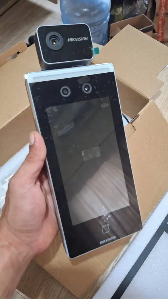 Hikvision DS-KITA70MI-T face recognition terminal