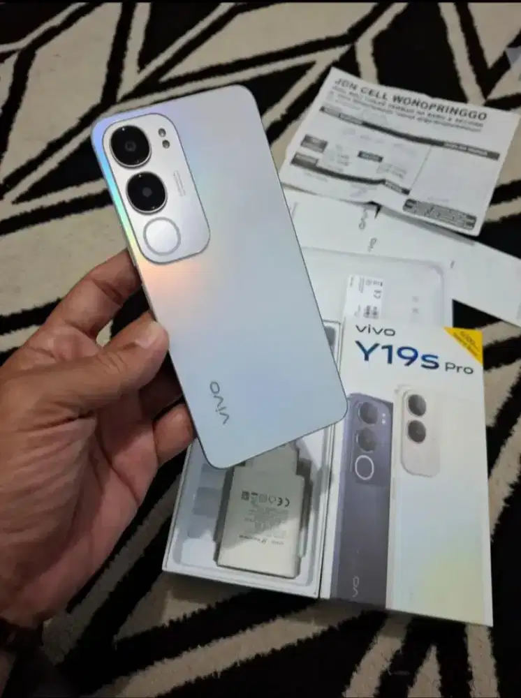 Vivo y19s pro ram 6+6/128 batre awet msih garansi