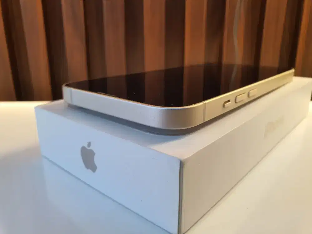 Iphone 13 ex ibox 128gb WHITE LIKE NEW