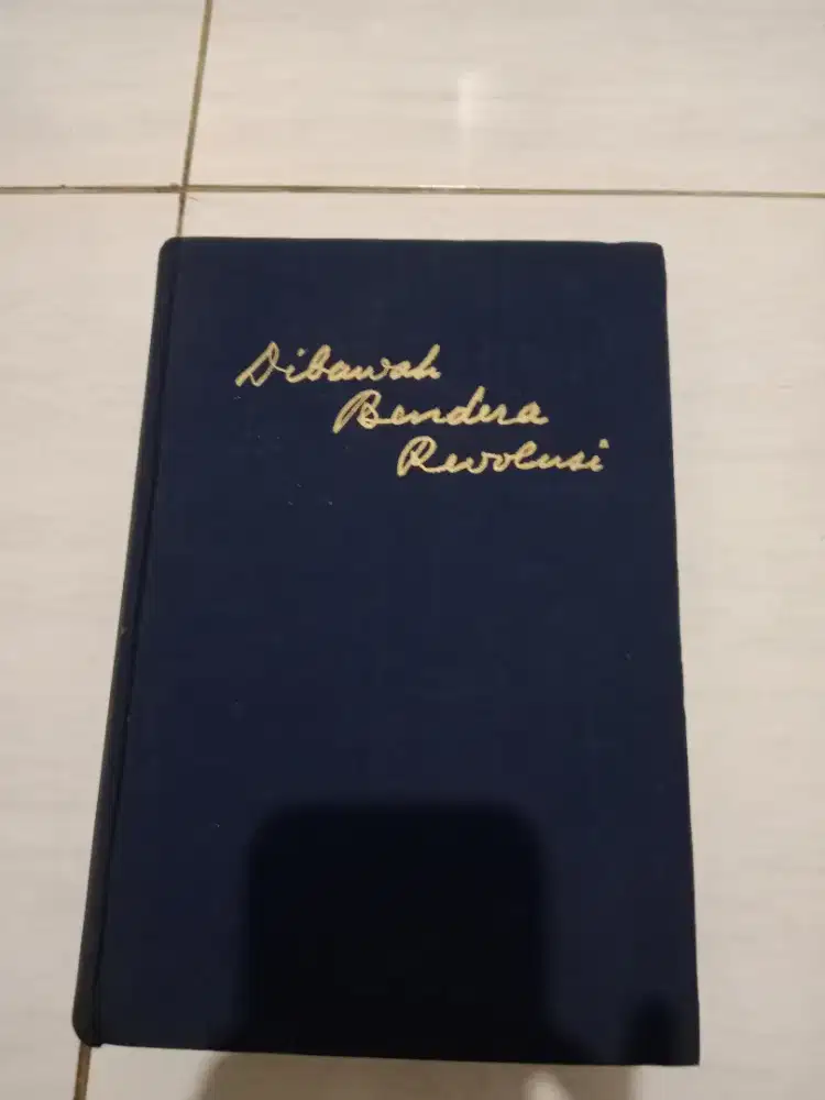 Buku antik cetakan 1965