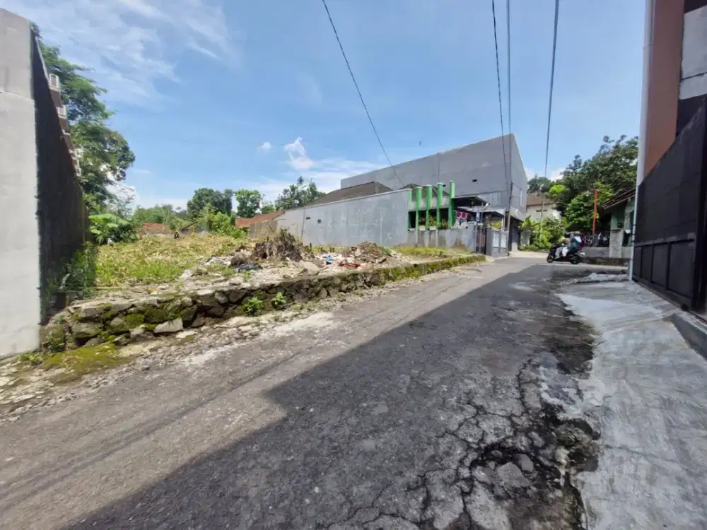 Tanah Jogja Dekat Kampus UII, Legalitas SHM Pekarangan dan Siap Bangun